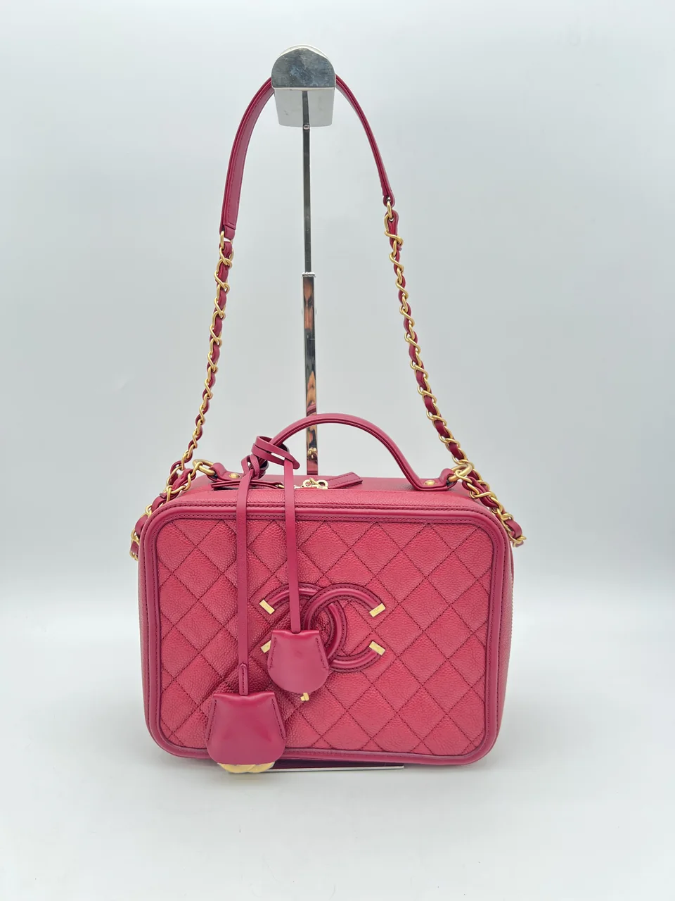 CHANEL CAVIAR CC FILIGREE (26 SERIAL CODE) view 3
