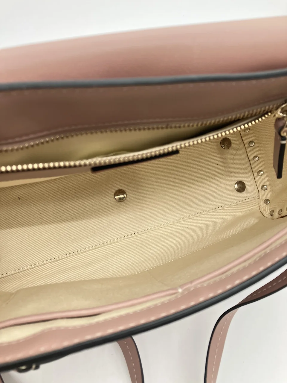 VALENTINO SHOULDER BAG (BROWN) view 23