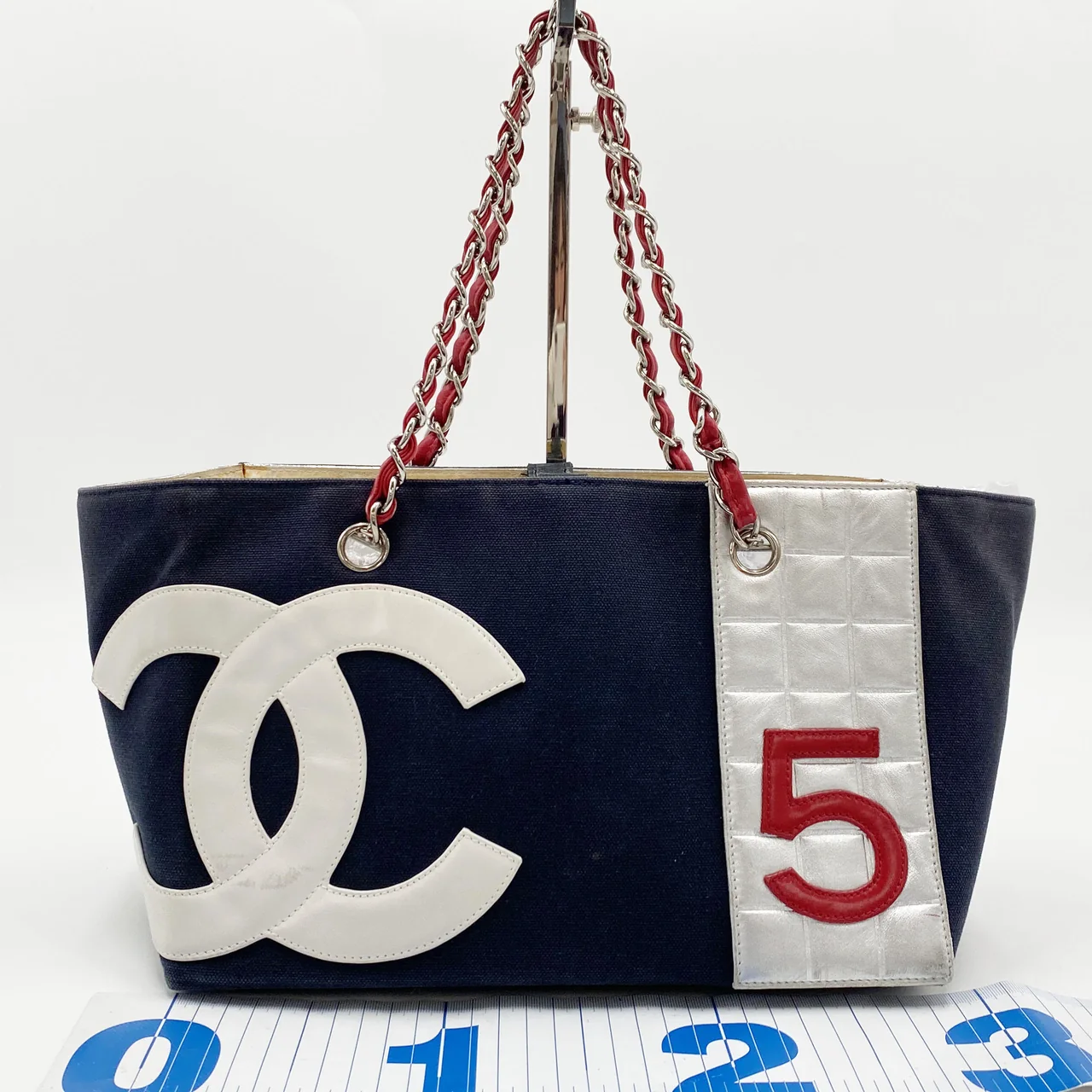 CHANEL NO.5 CHAIN TOTE BAG