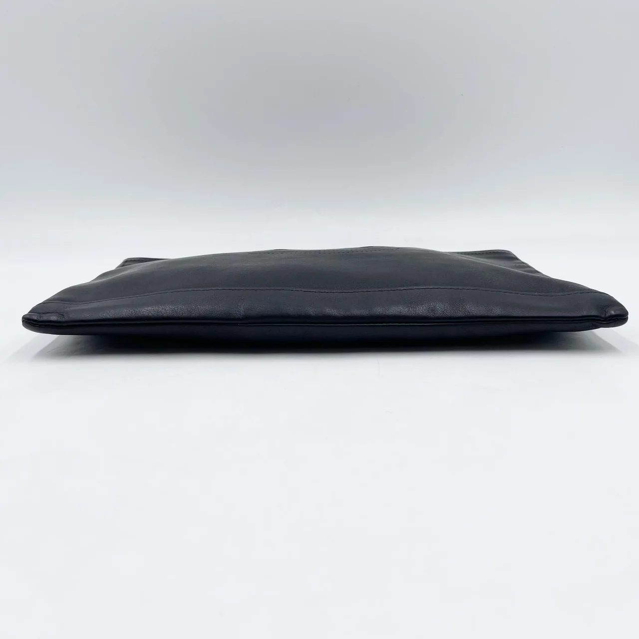 BALENCIAGA CLUTCH BAG (BLACK) view 3