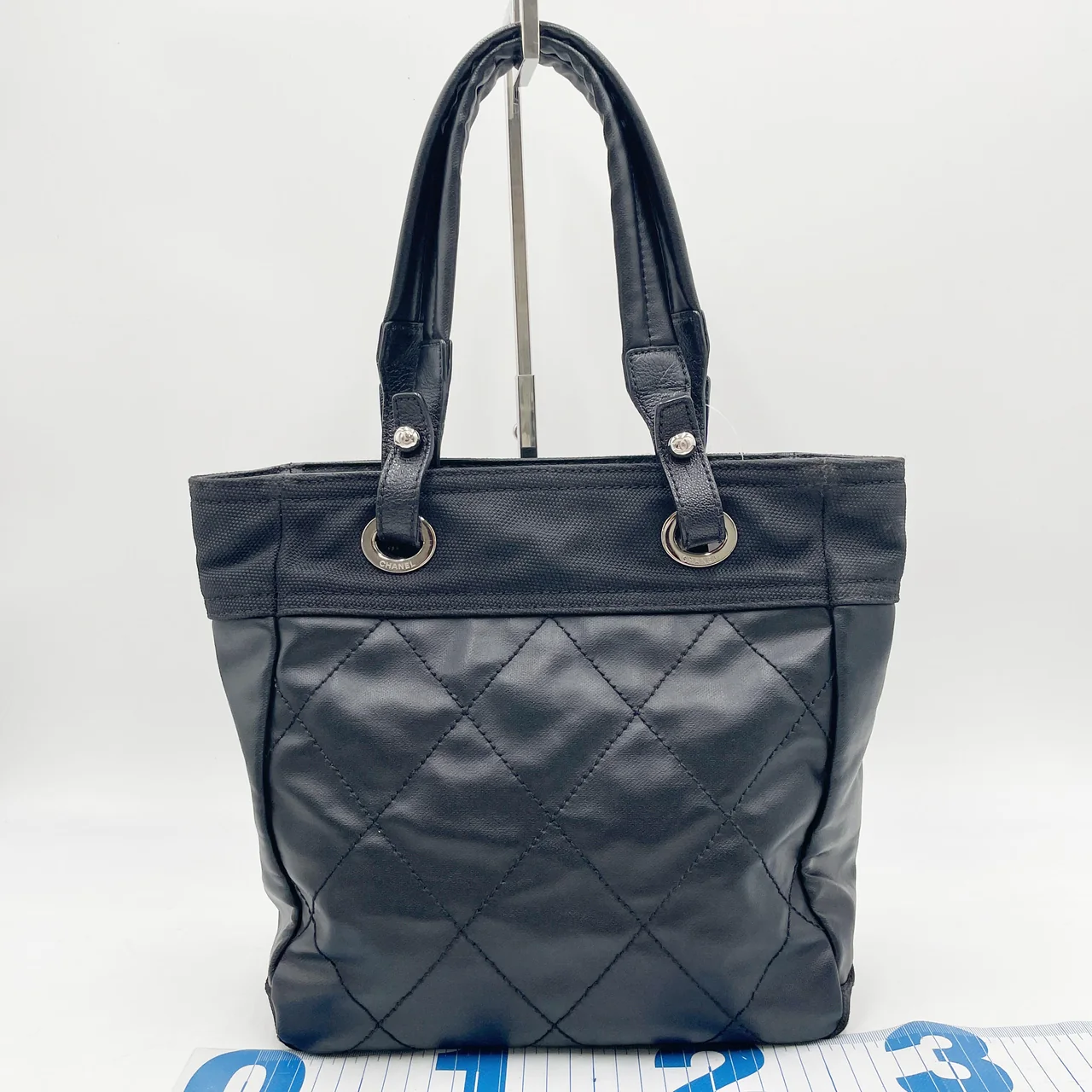 CHANEL PARIS-BIARRITZ (11 SERIAL CODE) hover