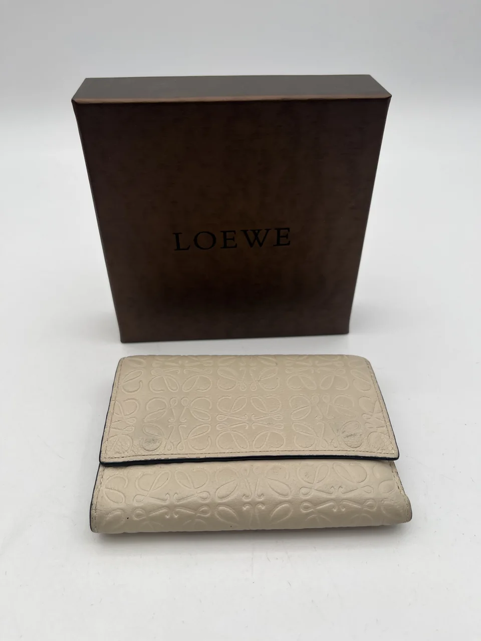 LOEWE REPEAT ANAGRAM WALLET (WHITE)