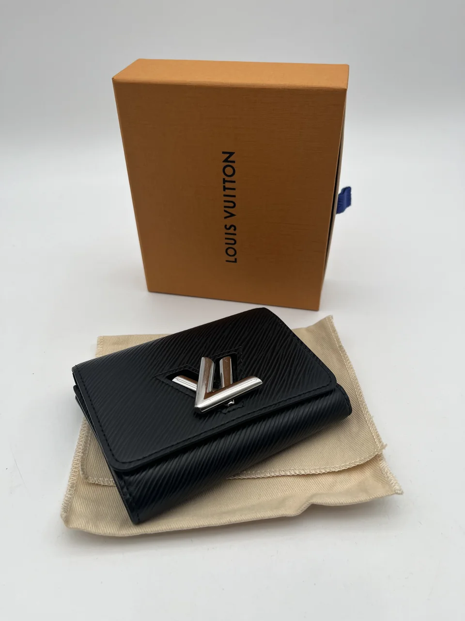 LV EPI PORTEFEUILLE TWIST COMPACT view 3