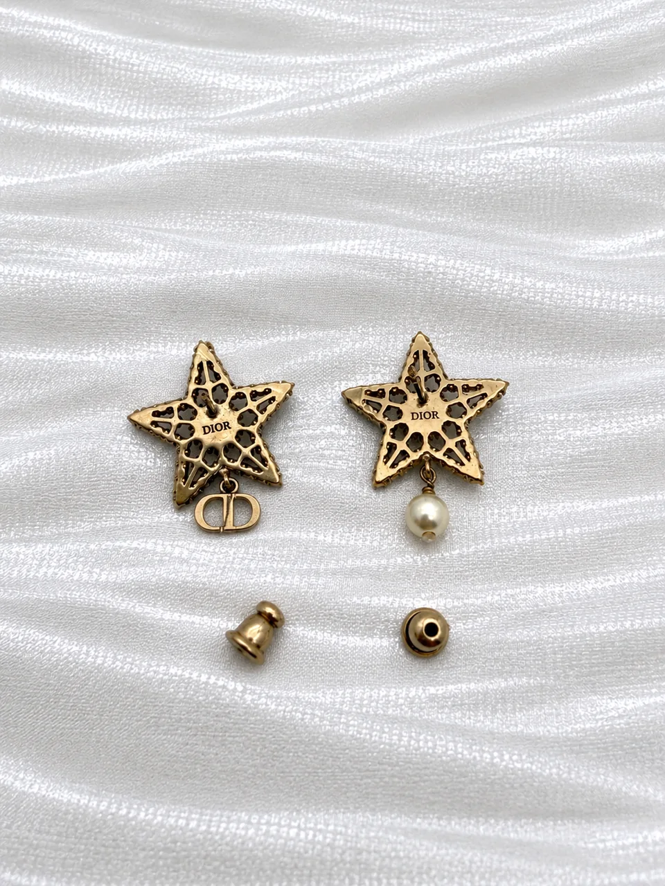 DIOR STAR EARRINGS hover