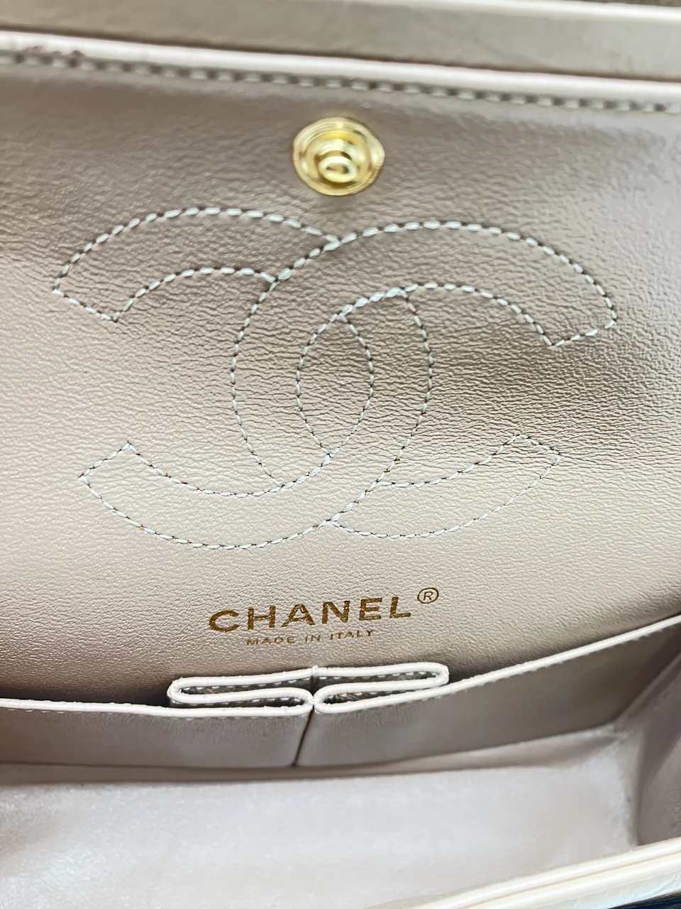CHANEL CHEVRON 2.55 DOUBLE FLAP view 16