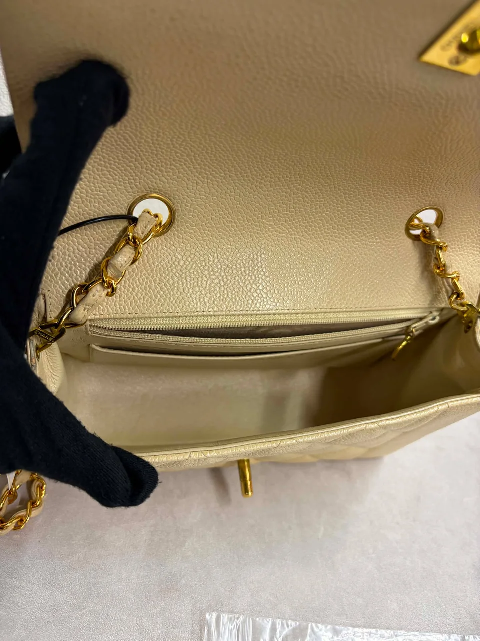AY-2 2025-09-27T00:00:00.000Z CHANEL CAVIAR DIANA