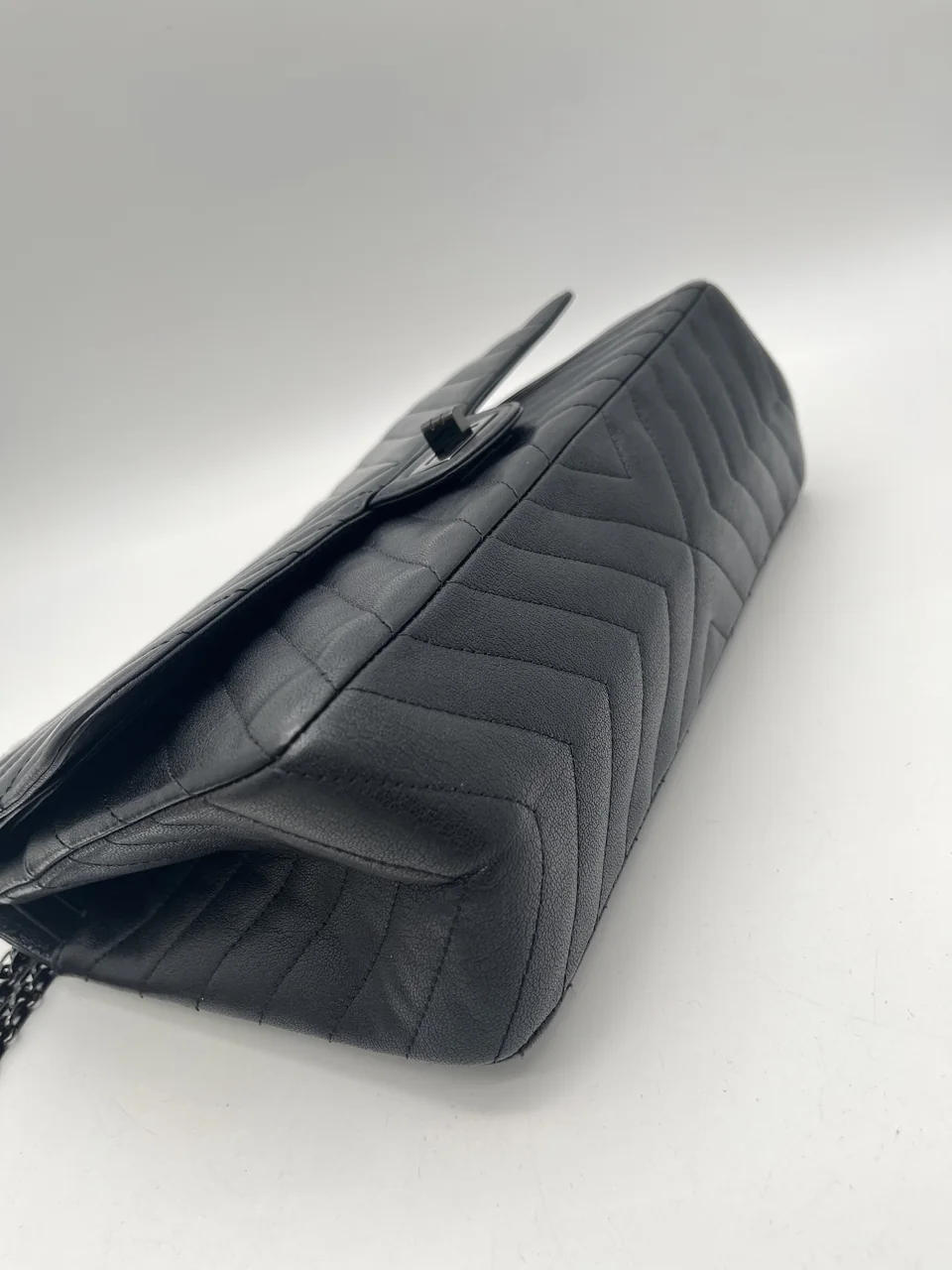CHANEL CHEVRON 2.55 DOUBLE FLAP view 6