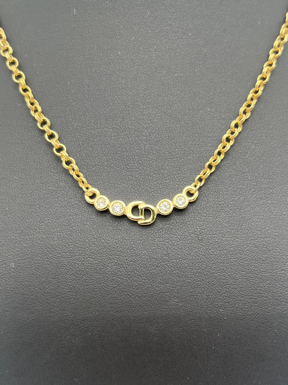 DIOR NECKLACE hover