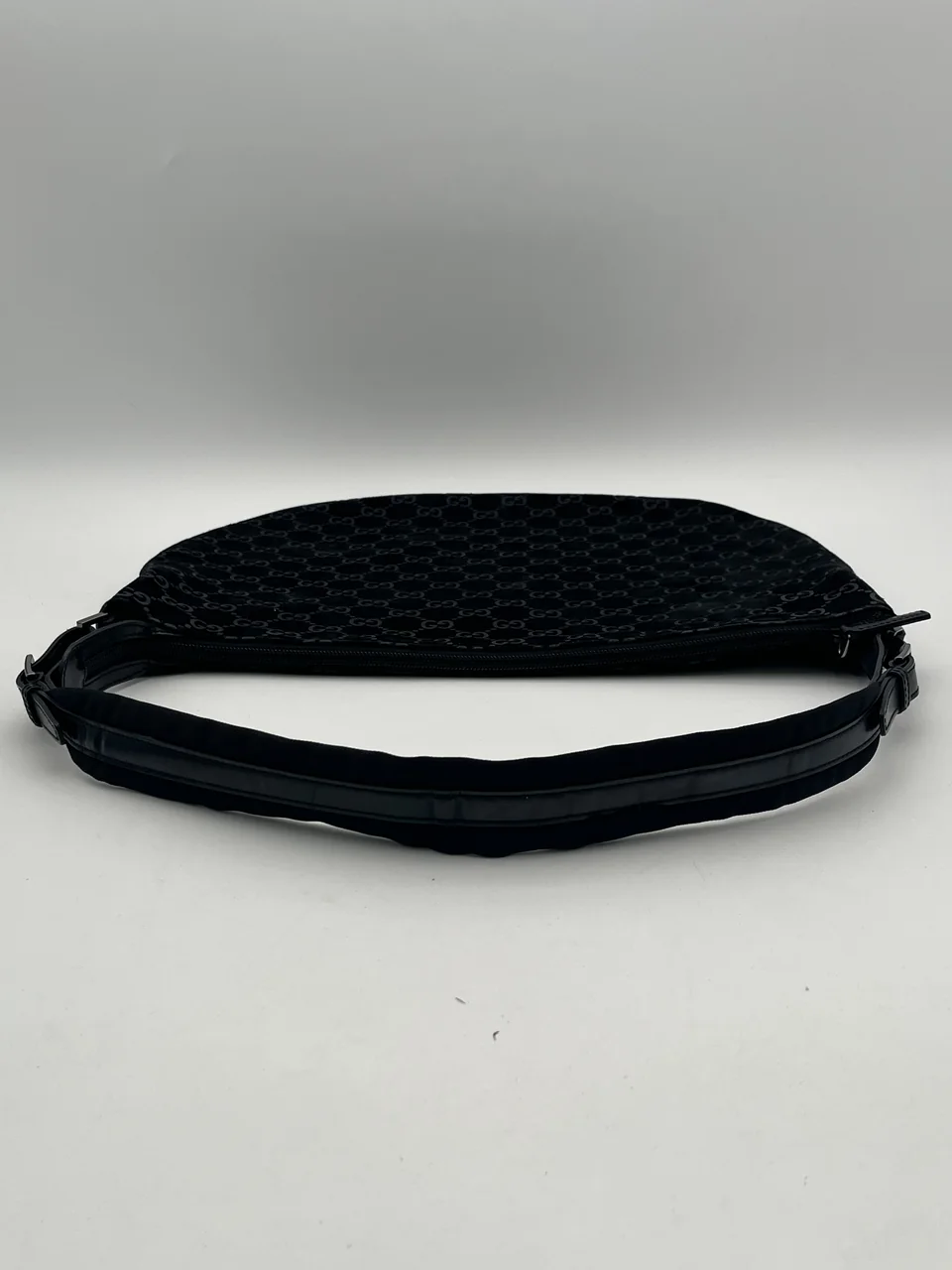GUCCI CANVAS SHOULDER BAG (BLACK) hover