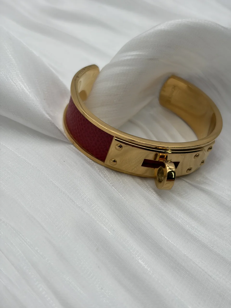 HERMES KELLY BANGLE view 3