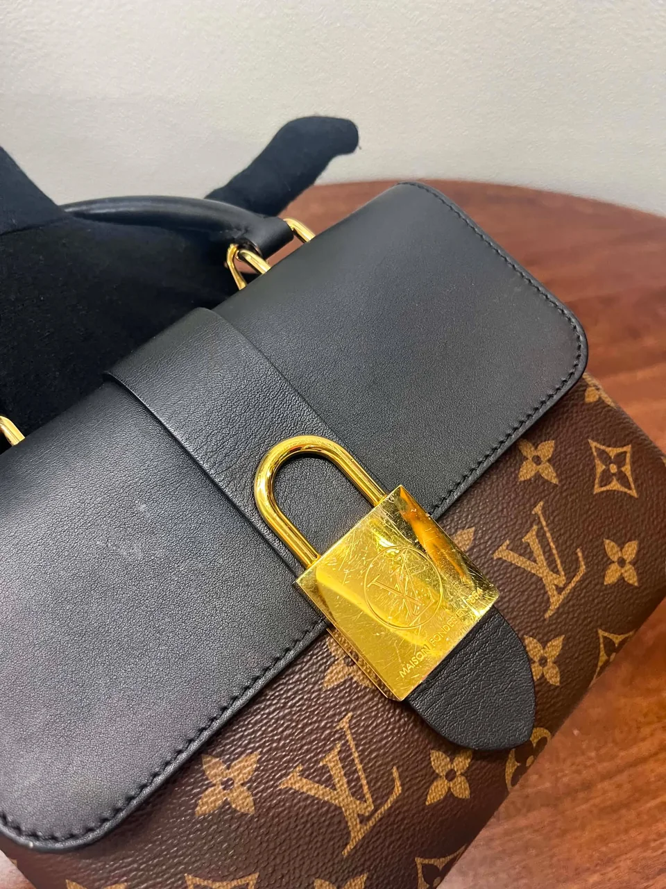 LV MONOGRAM LOCKIE BB view 5