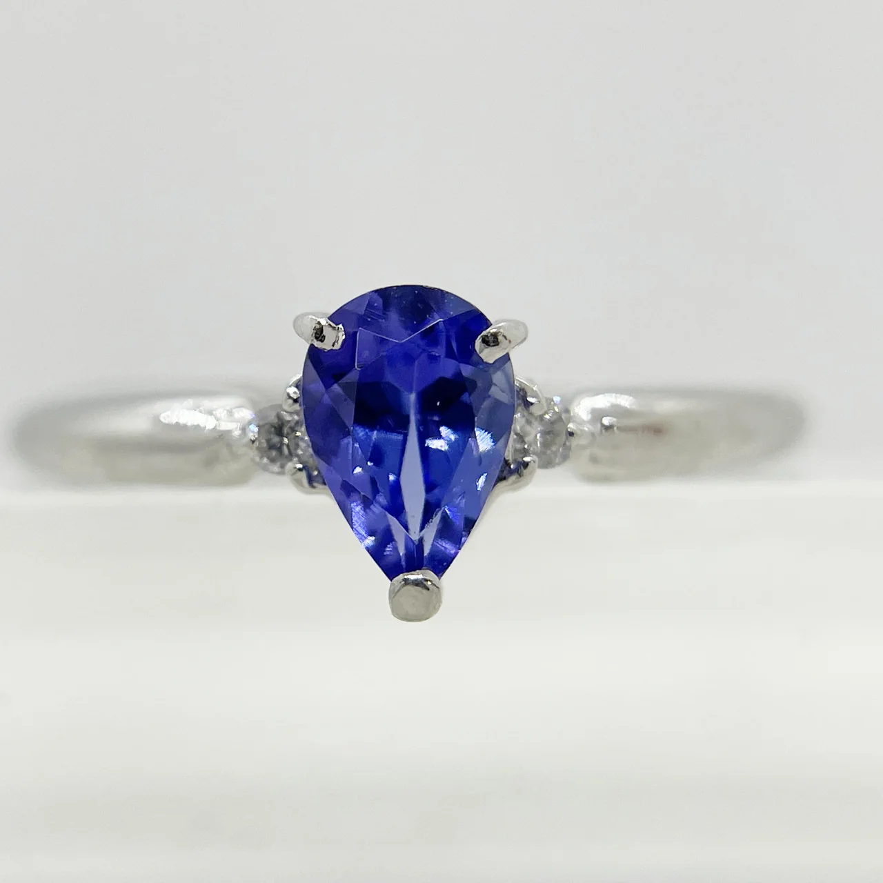 PT900 COLORED STONE RING DFD0.03CT 2.1G