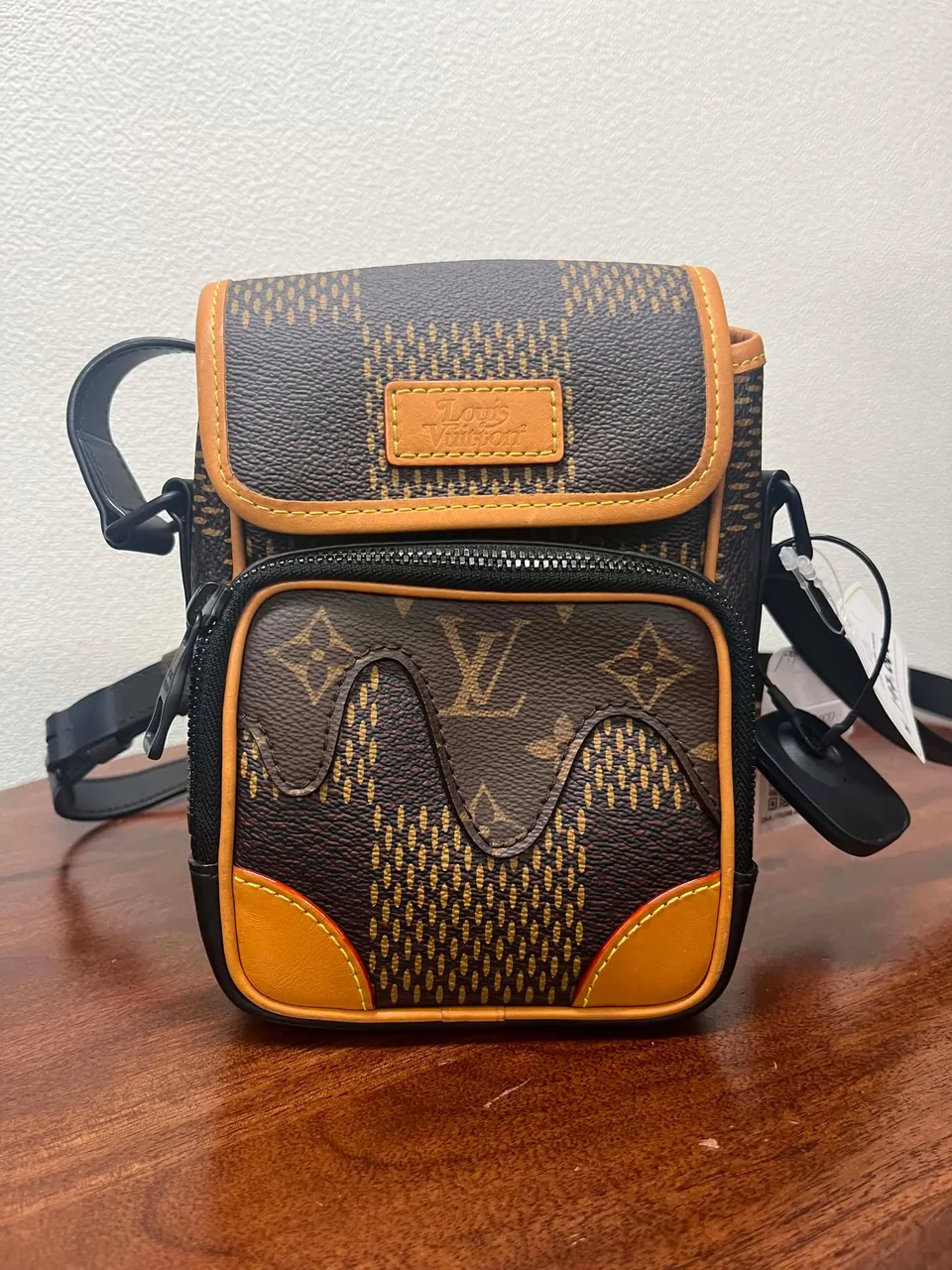 LV MONOGRAM AMAZON MESSENGER view 8