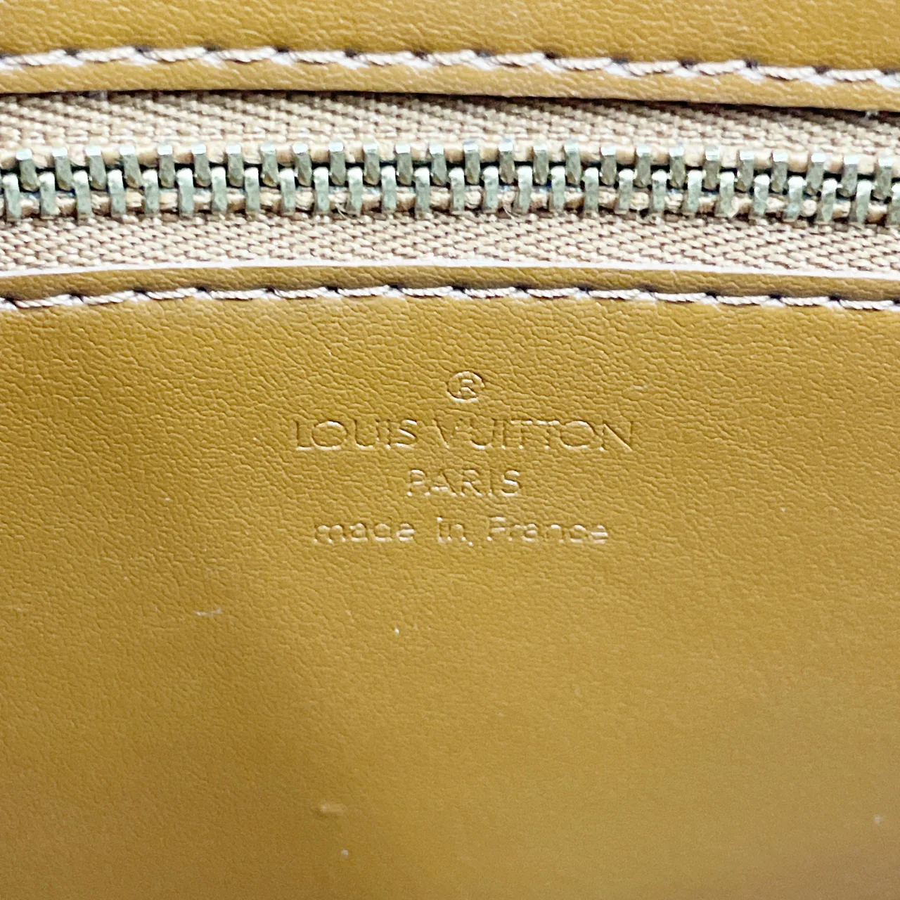 LV VERNIS CHRISTIE GM view 3
