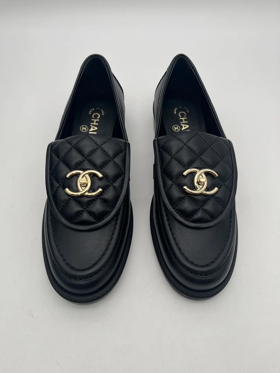 CHANEL LEATHER SHOES (SIZE 40 - BRAND NEW) view 8
