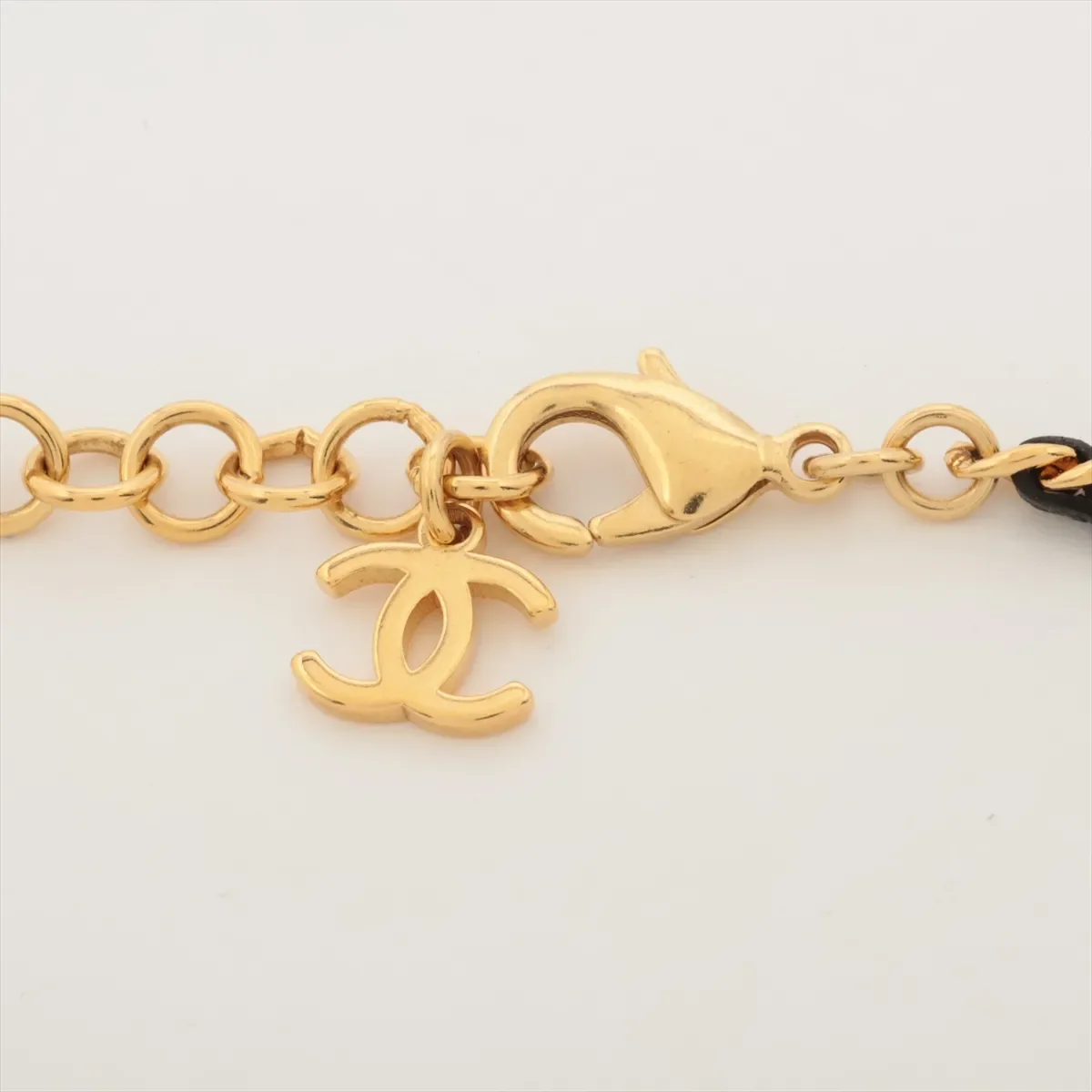 CHANEL COCO MARK NECKLACE view 3