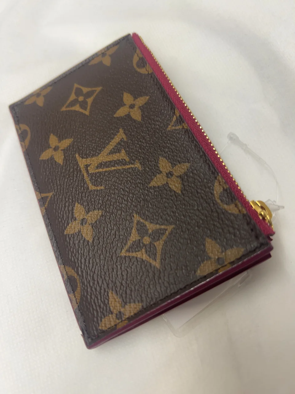 LV MONOGRAM FUCHSIA PORTE CLEE ZIP photo 6