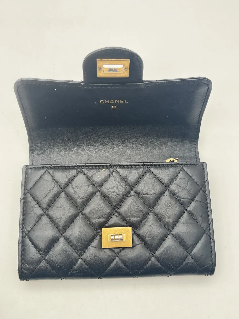 CHANEL WALLET view 10