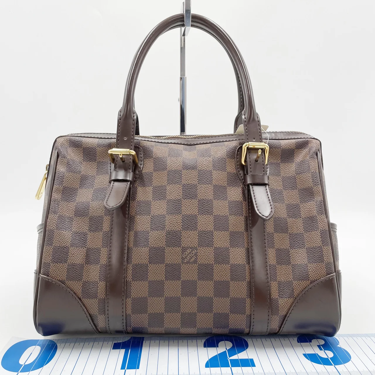 LV DAMIER BERKLEY hover
