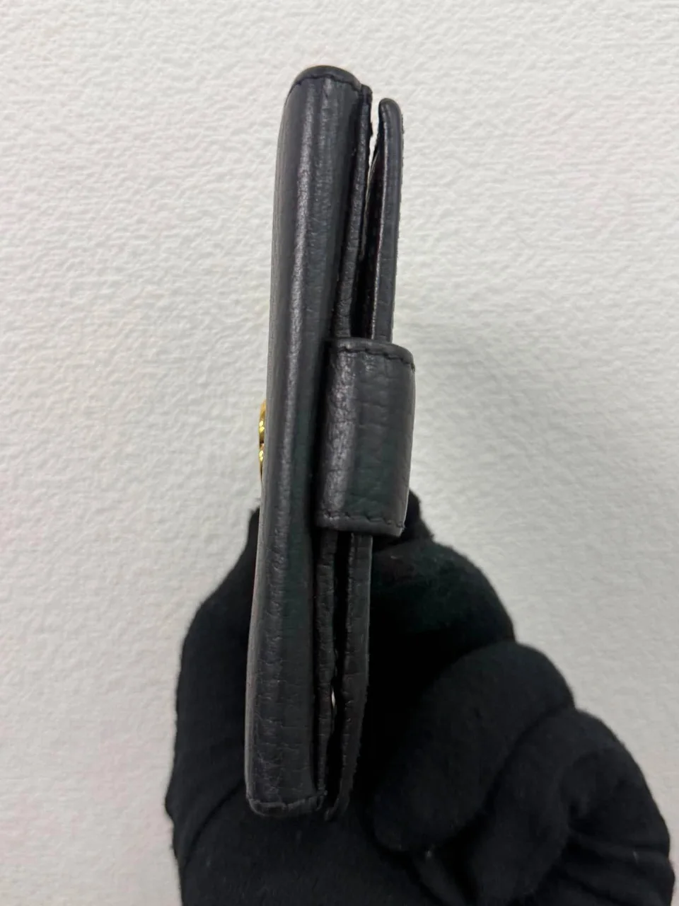 GUCCI DOUBLE HOOK WALLET view 9