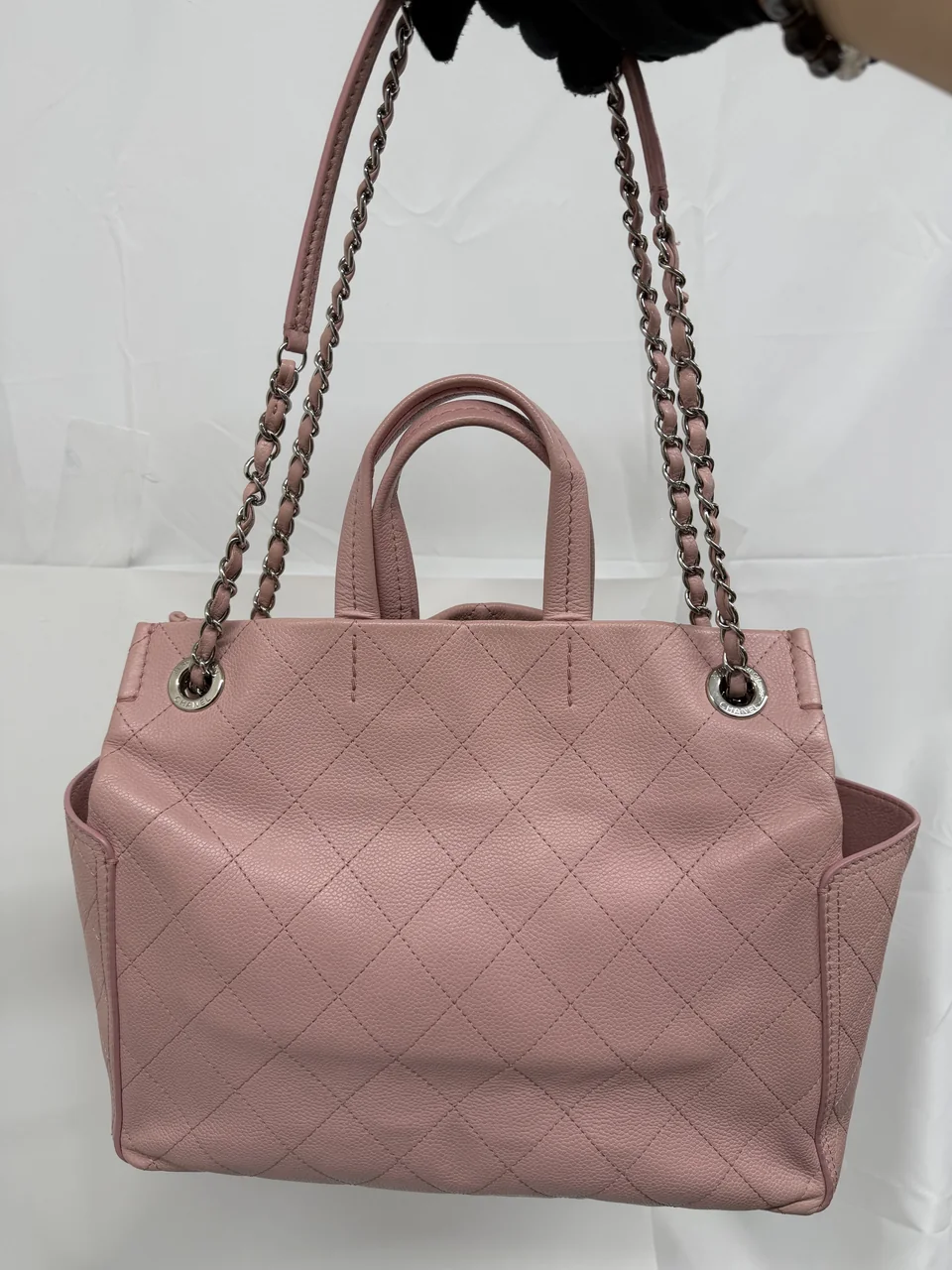 CHANEL CAVIAR HANDBAG hover