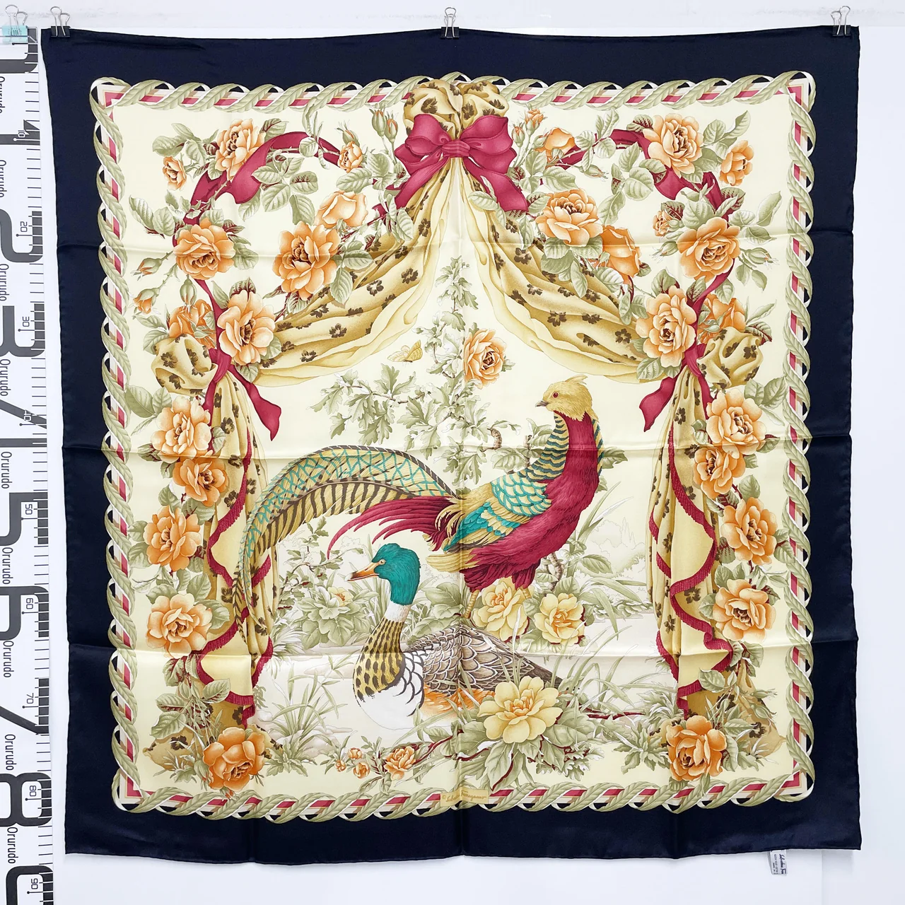 SALVATORE FERRAGAMO SCARF