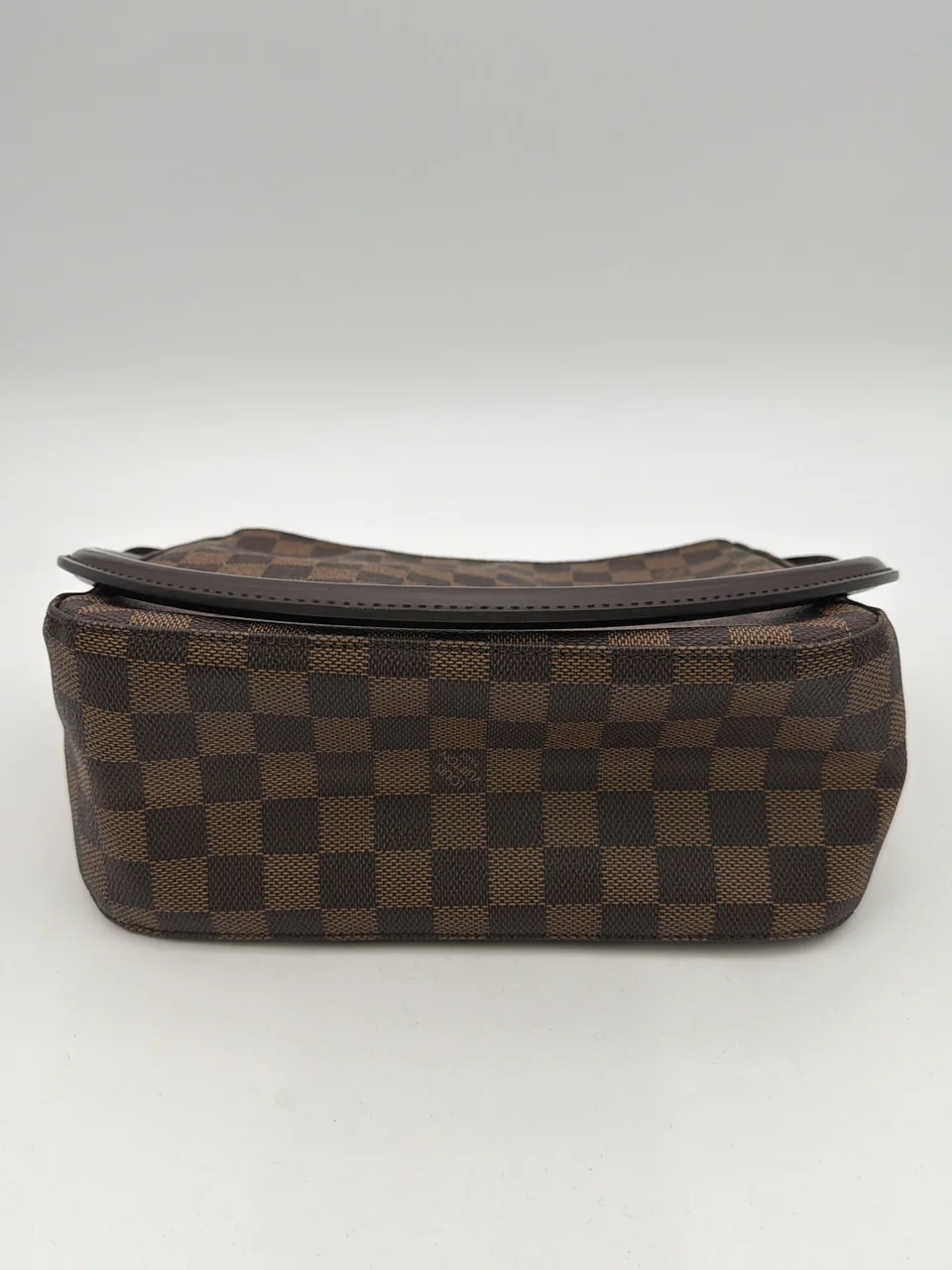 LV DAMIER LOOPING MM view 4