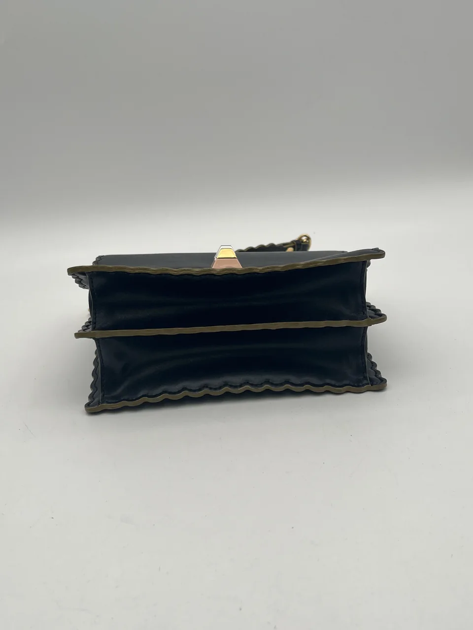 FENDI CANAI CHAIN SHOULDER BAG (BLACK) view 4