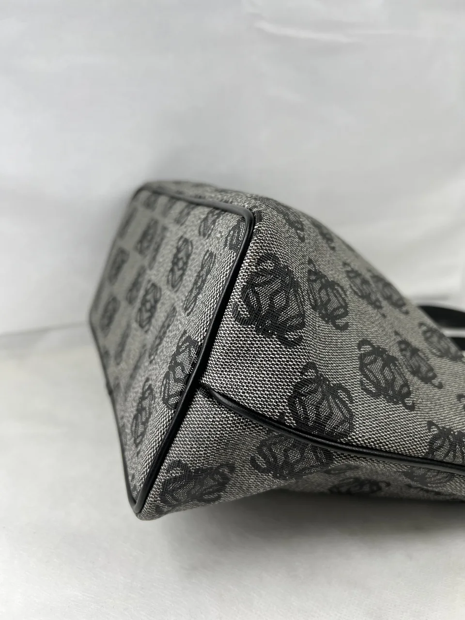 LOEWE ANAGRAM HANDBAG view 6
