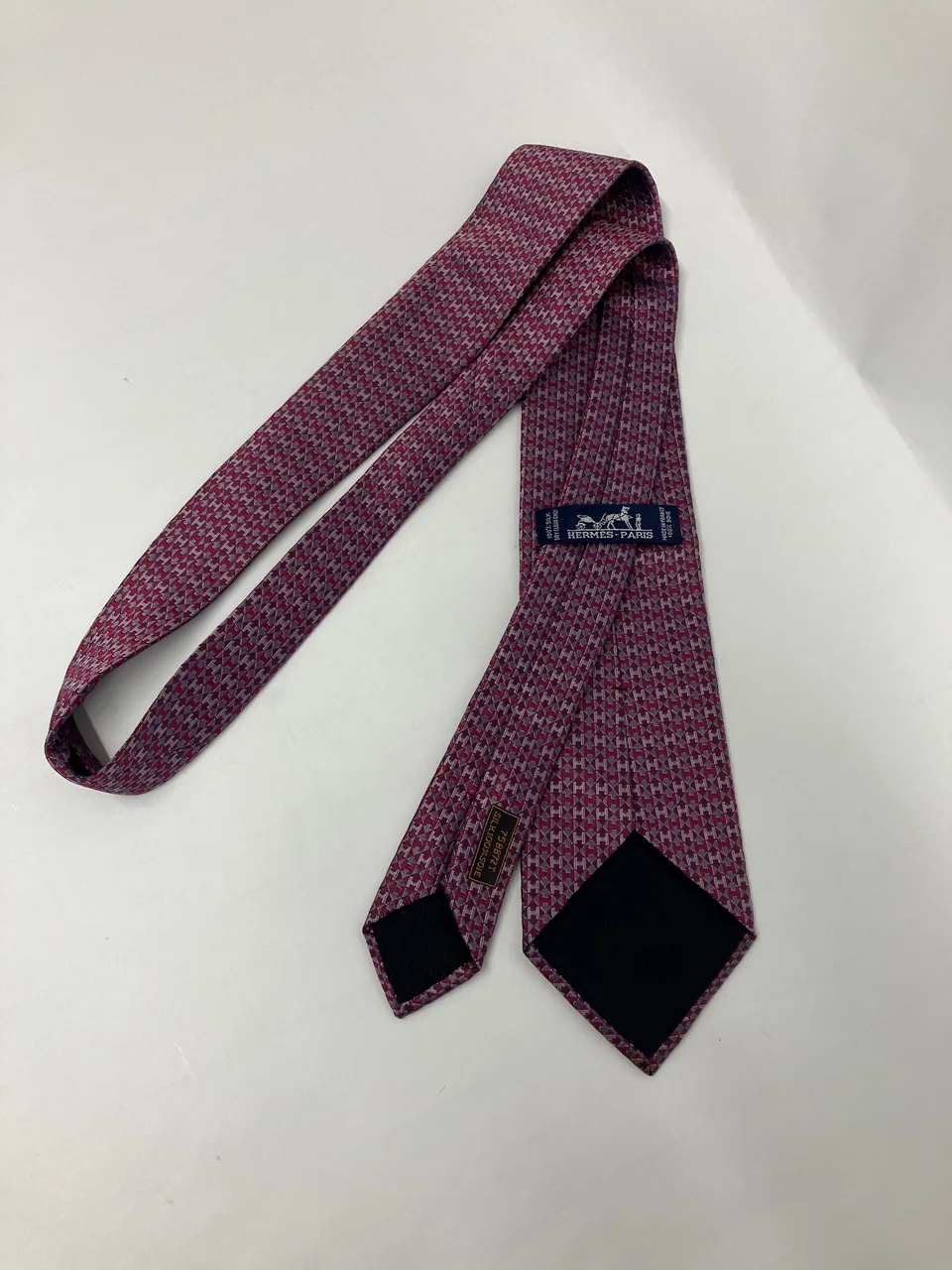 HERMES NECKTIE hover