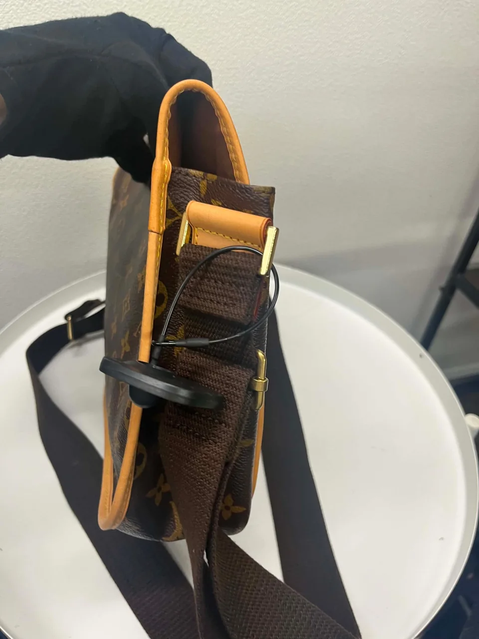 LV MONOGRAM MESSENGER BOSPHORE view 12