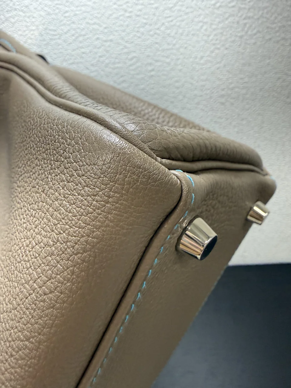 HERMES KELLY ECLAT 28 (TOGO, ETOUPE, □N STAMP) view 7