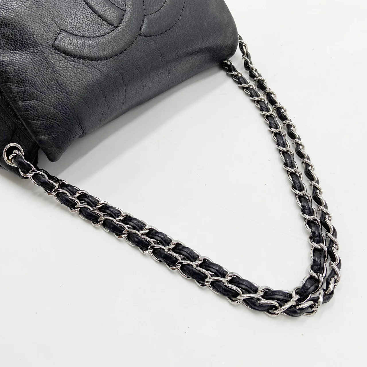 CHANEL CAVIAR CHAIN SHOULDER BAG (12 SERIAL CODE) view 6