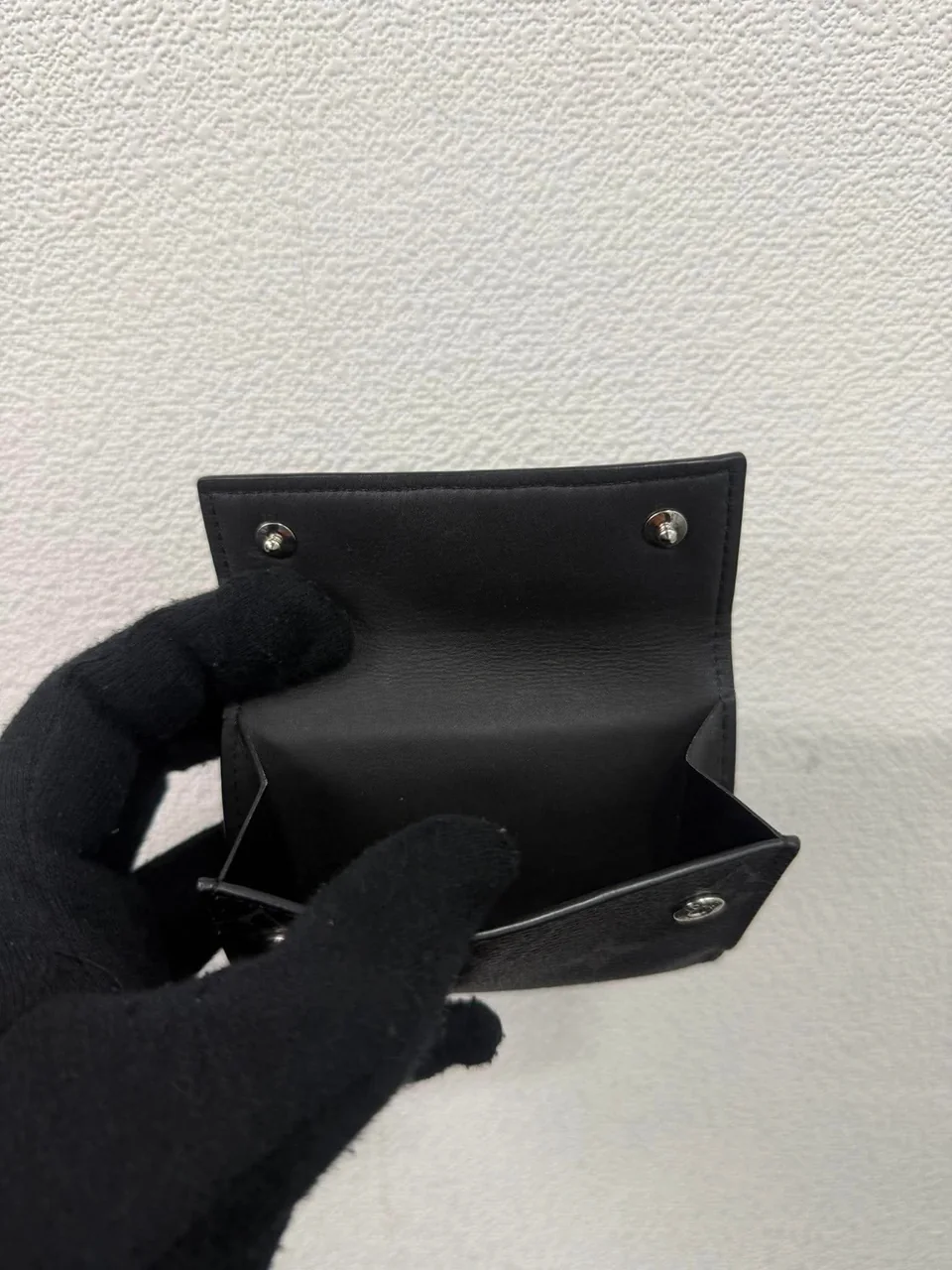 LV ECLIPSE DISCOVERY COMPACT WALLET photo 3