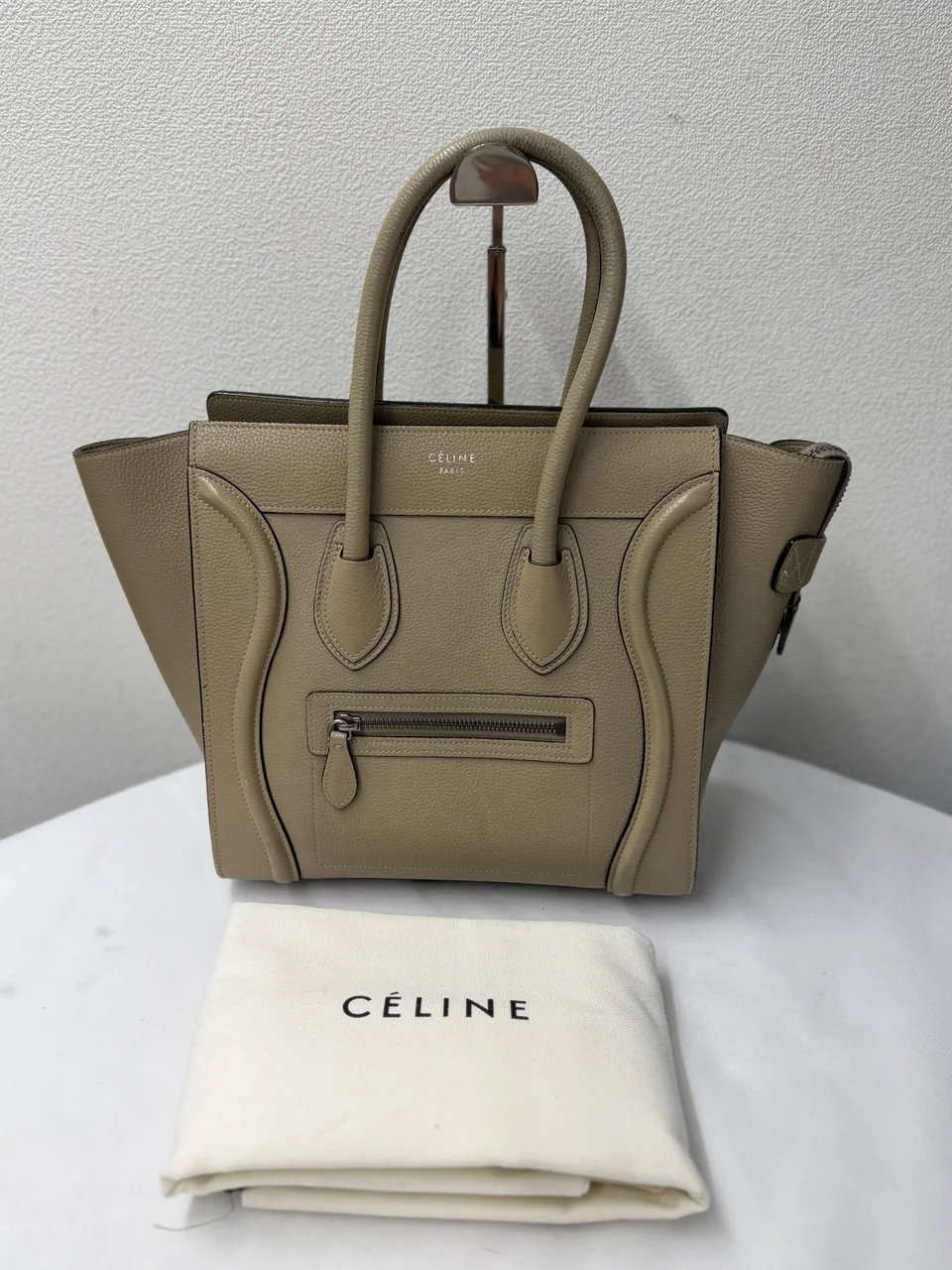 CELINE MICRO SHOPPER (BEIGE) view 2