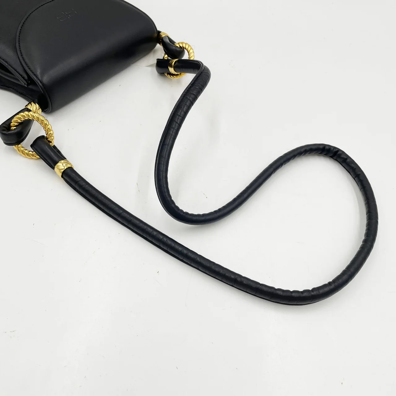 BALENCIAGA SHOULDER BAG view 4