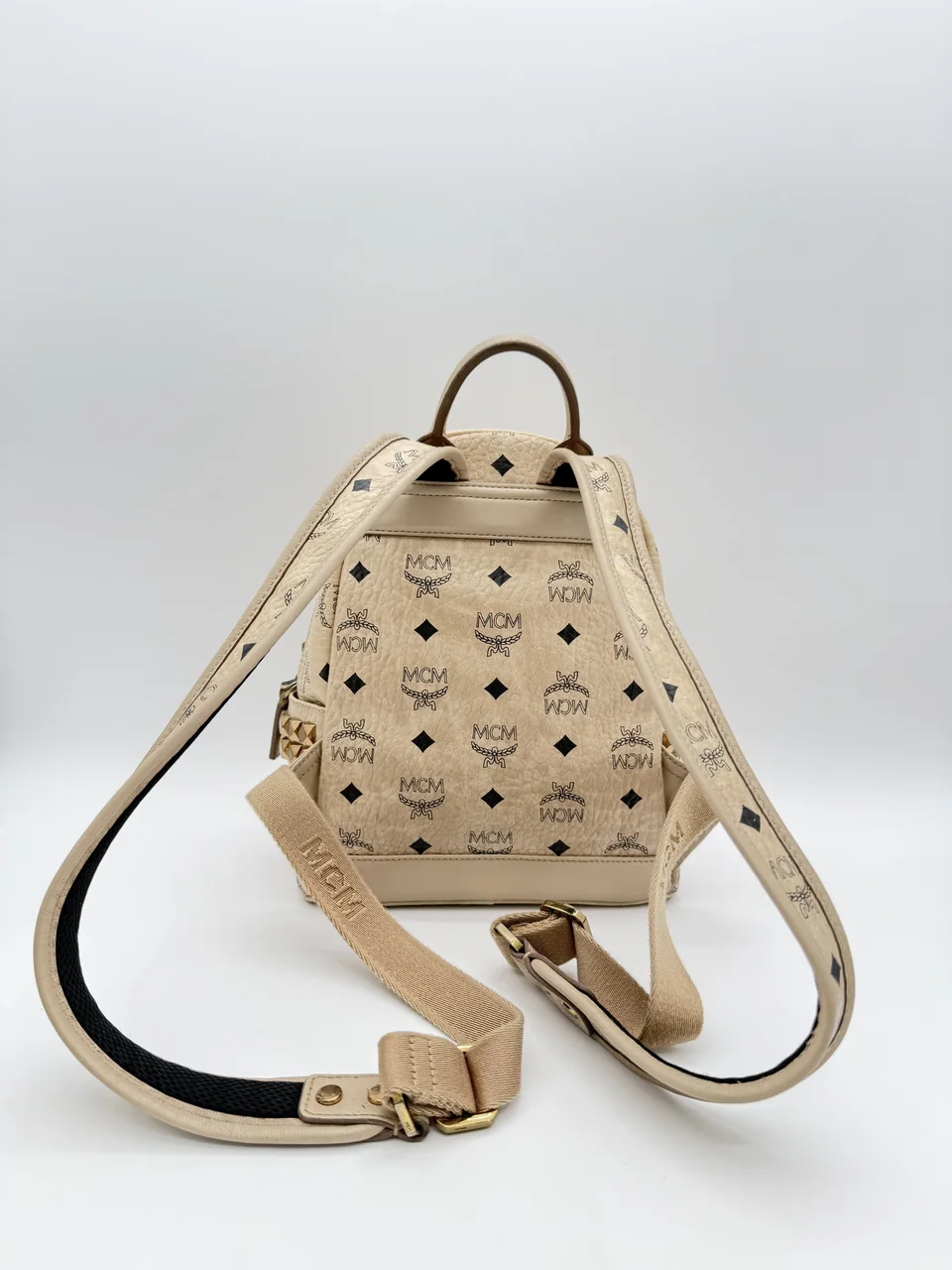 MCM BACKPACK hover