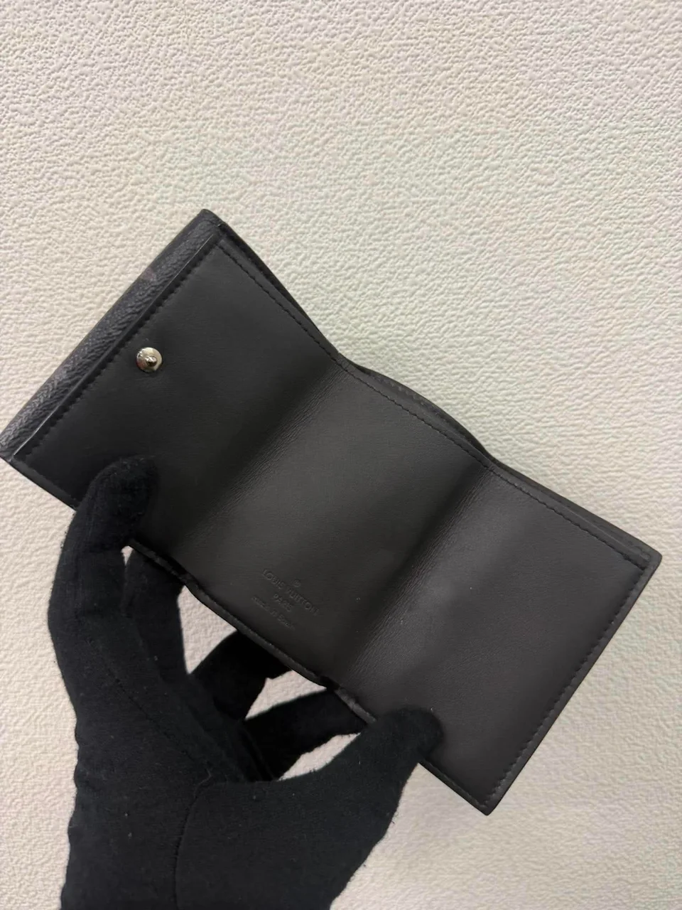 LV ECLIPSE DISCOVERY COMPACT WALLET photo 4