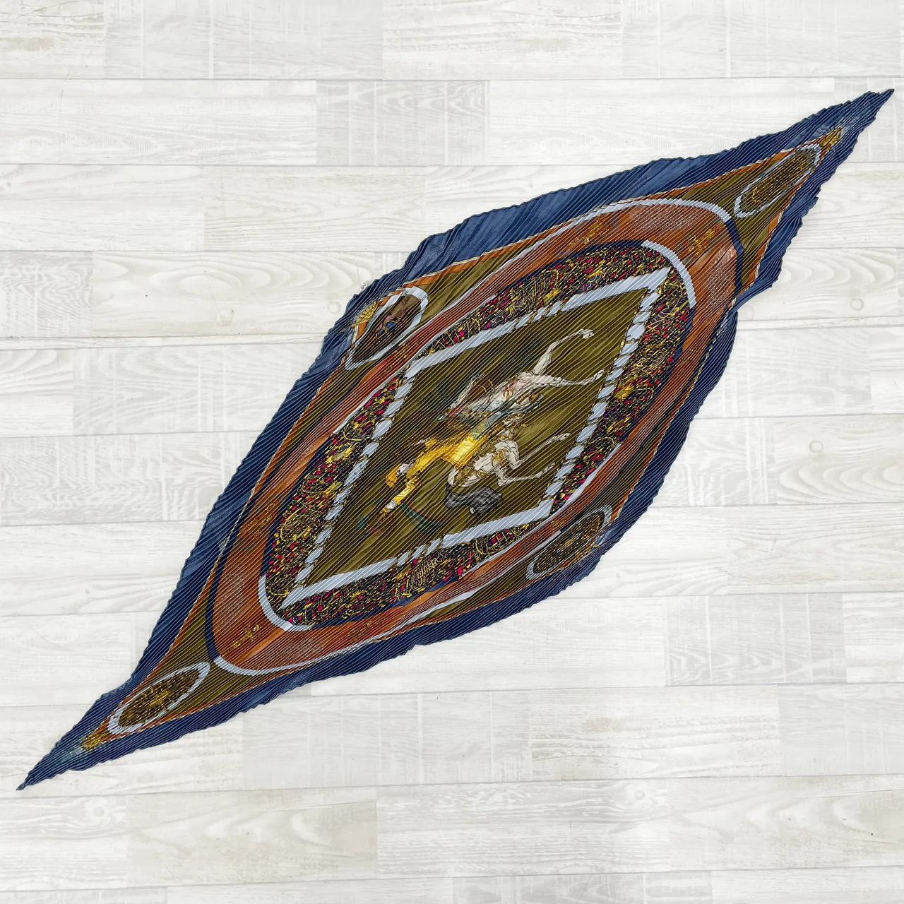 HERMES PLEATED SCARF (BLUE) hover