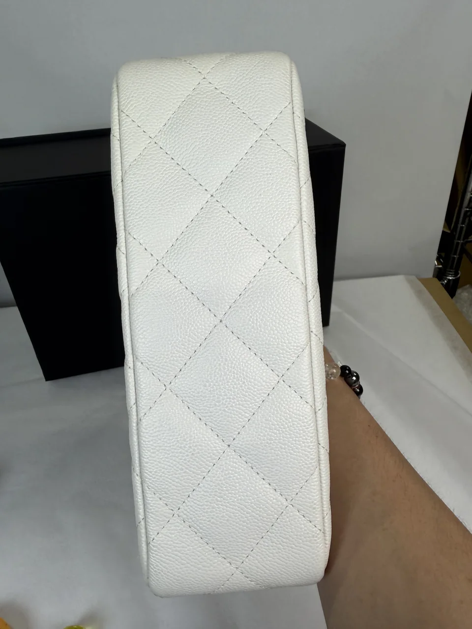 CHANEL CAVIAR MATELASSE CHAIN SHOULDER BAG (WHITE) view 6