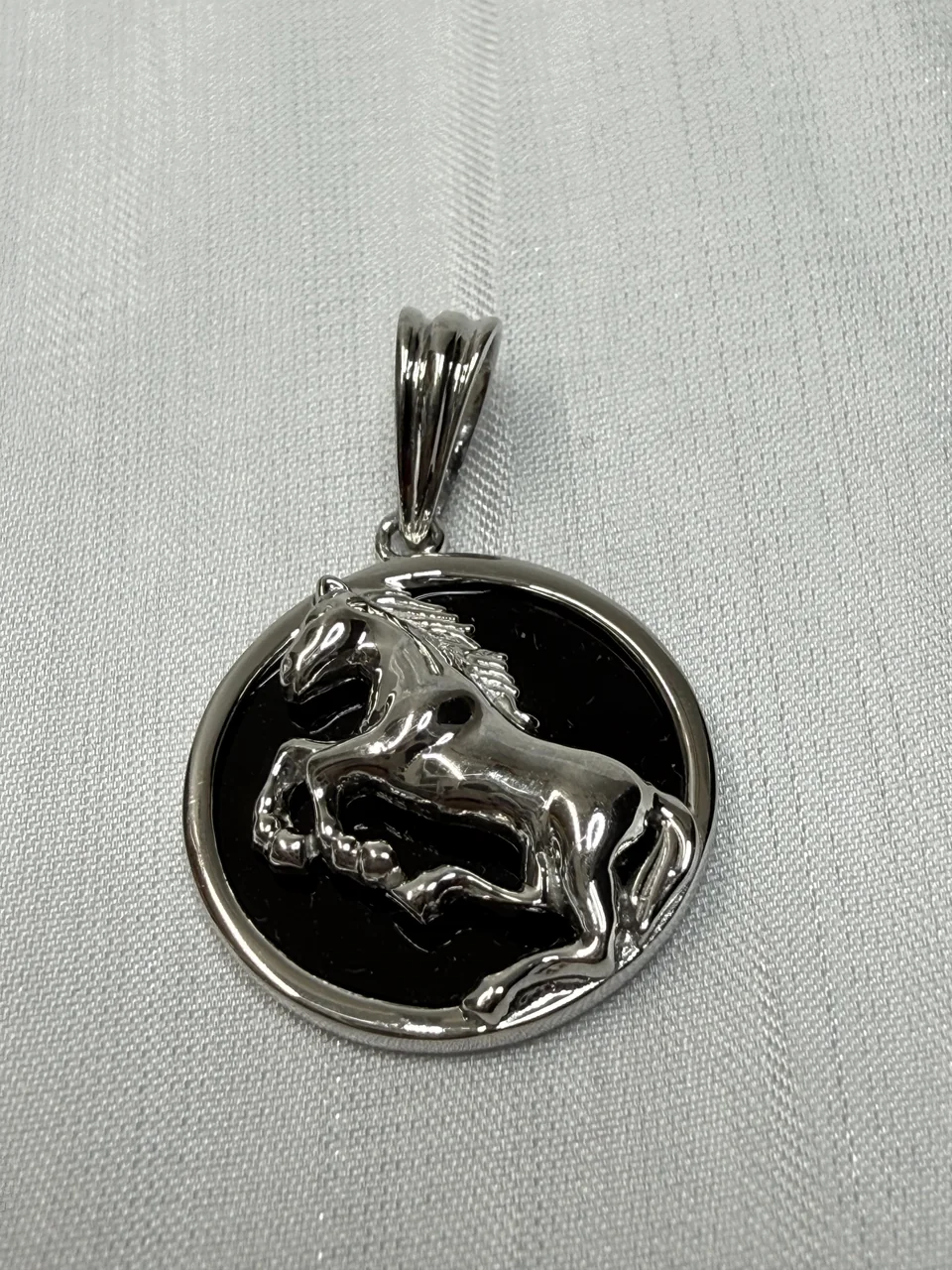 PT950 HORSE PENDANT 3.6G