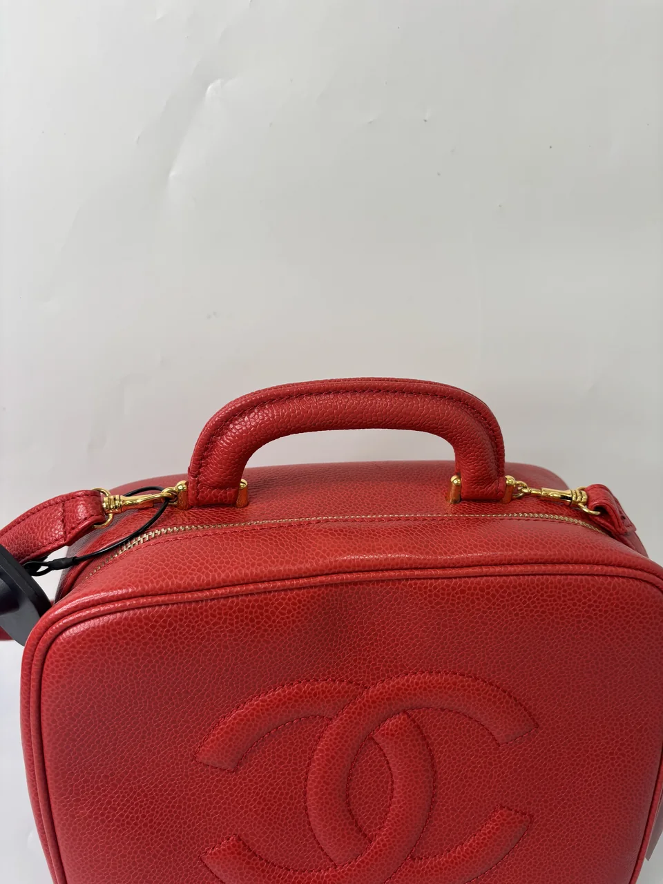 CHANEL CAVIAR TWO-WAY VANITY hover