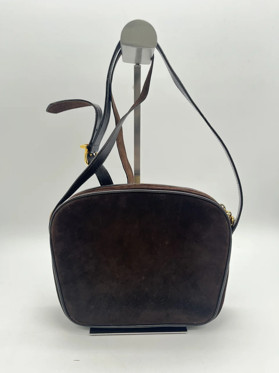 SALVATORE FERRAGAMO CHAIN SHOULDER BAG hover