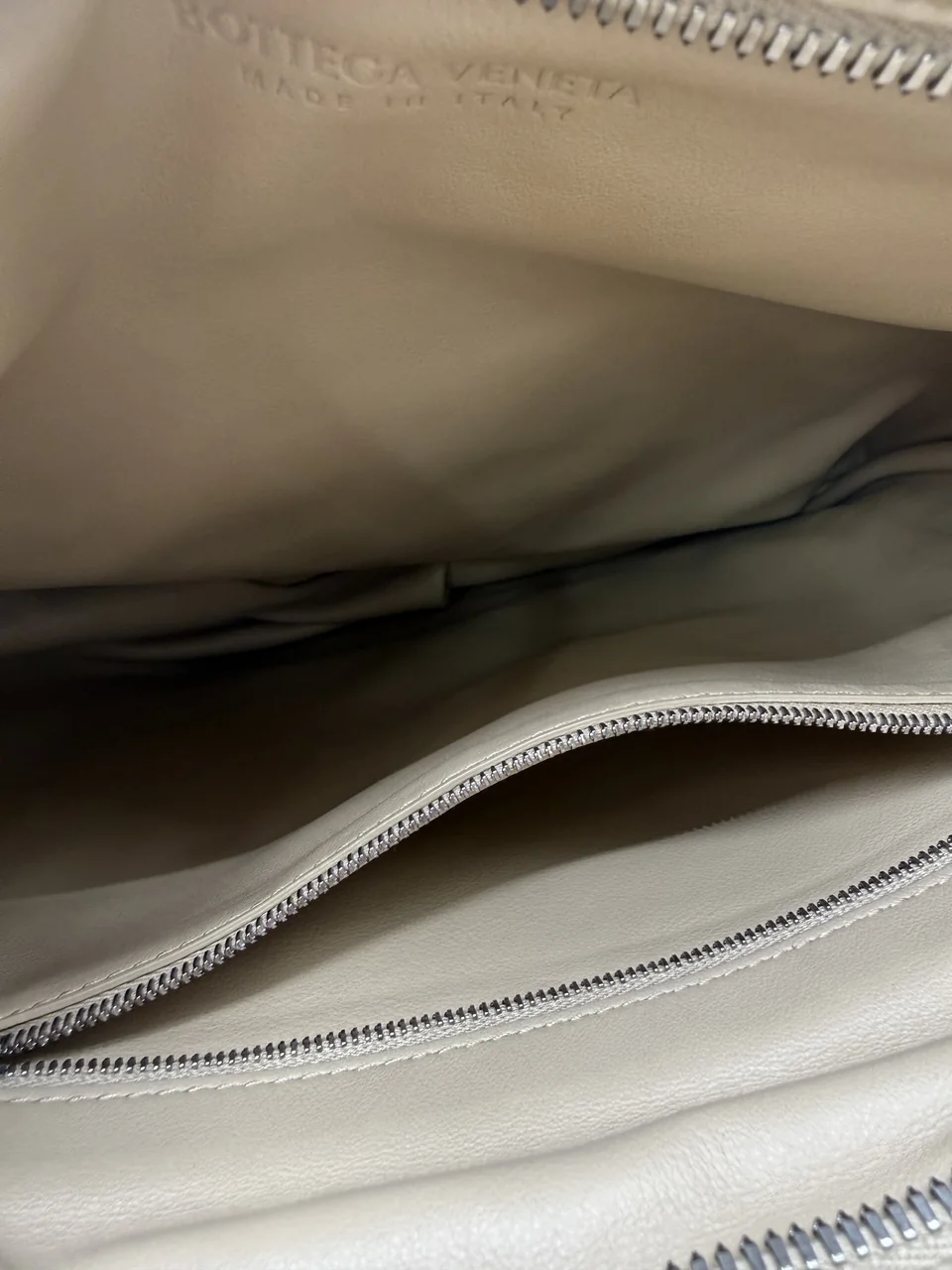 BOTTEGA VENETA TWIST HANDBAG view 9