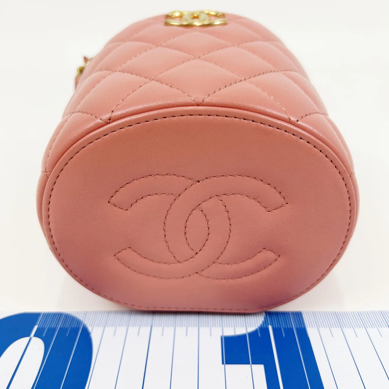 CHANEL MATELASSE TWO-WAY CHAIN SHOULDER BAG view 3