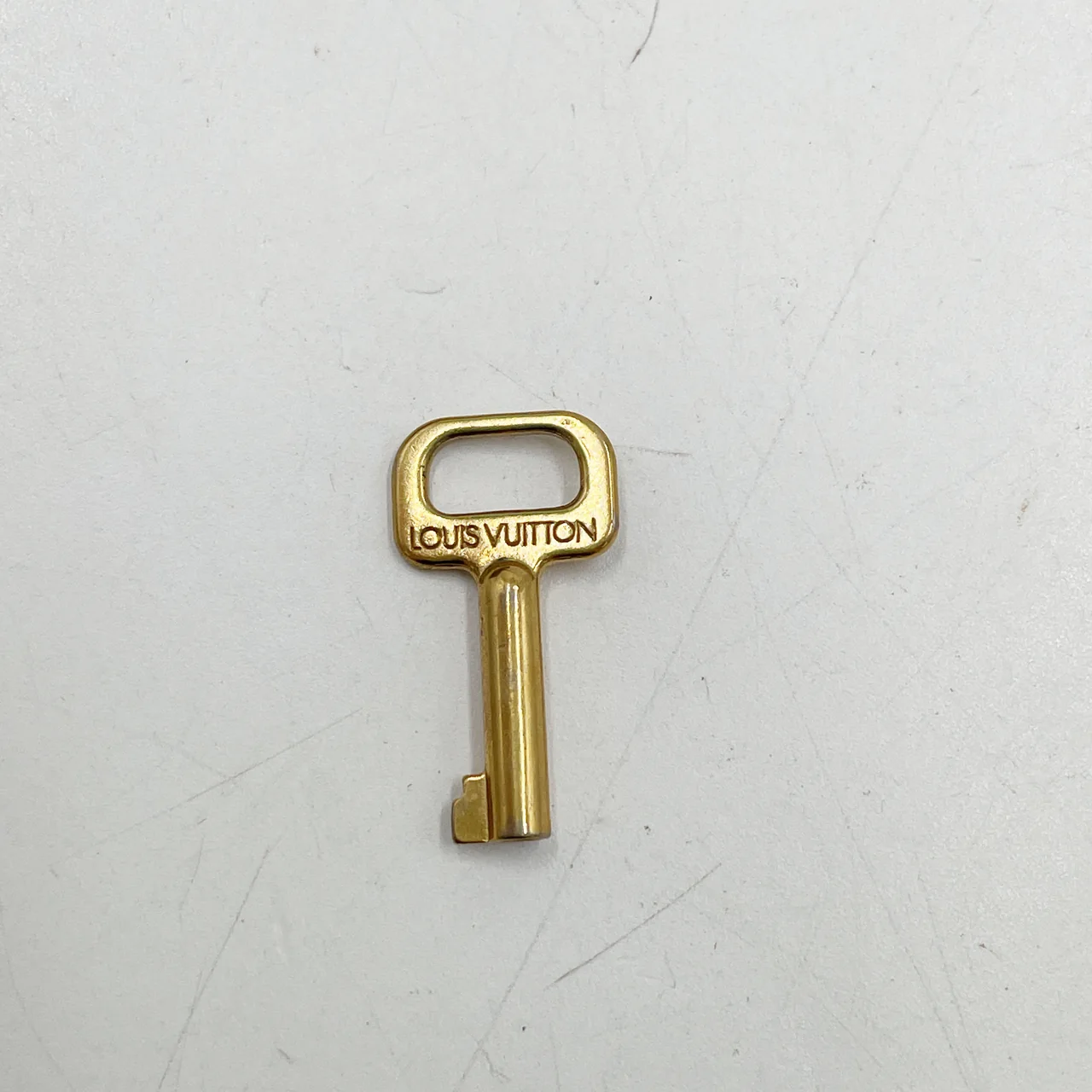 LV MONOGRAM MONCEAU view 3