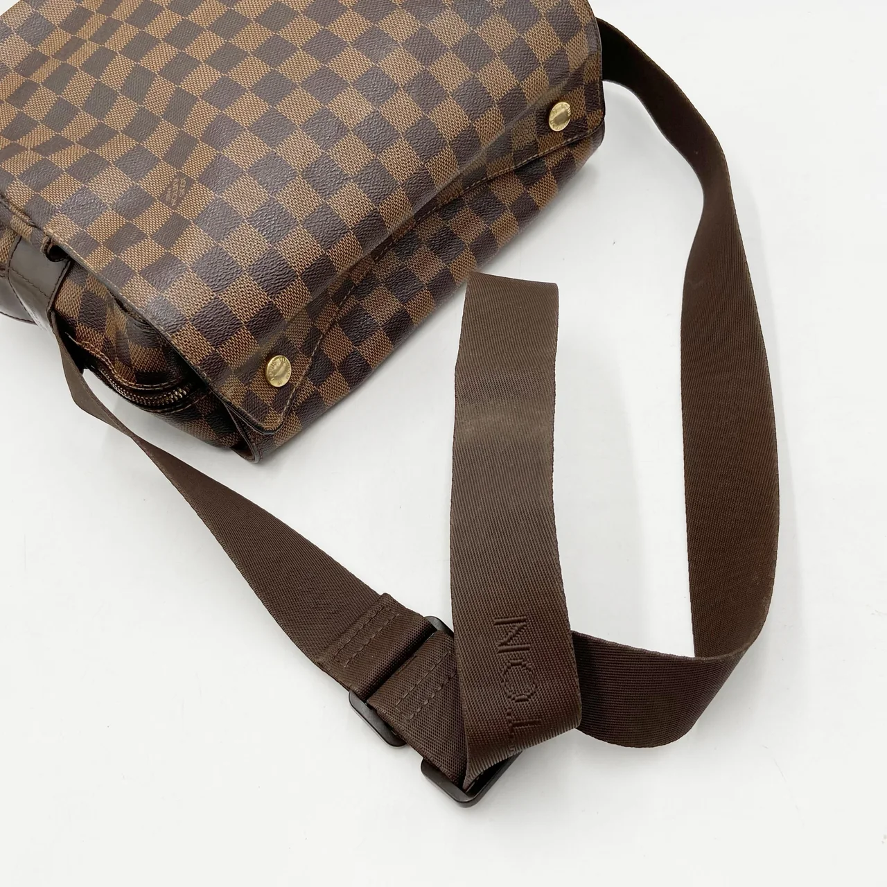 LV DAMIER NAVIGLIO view 8