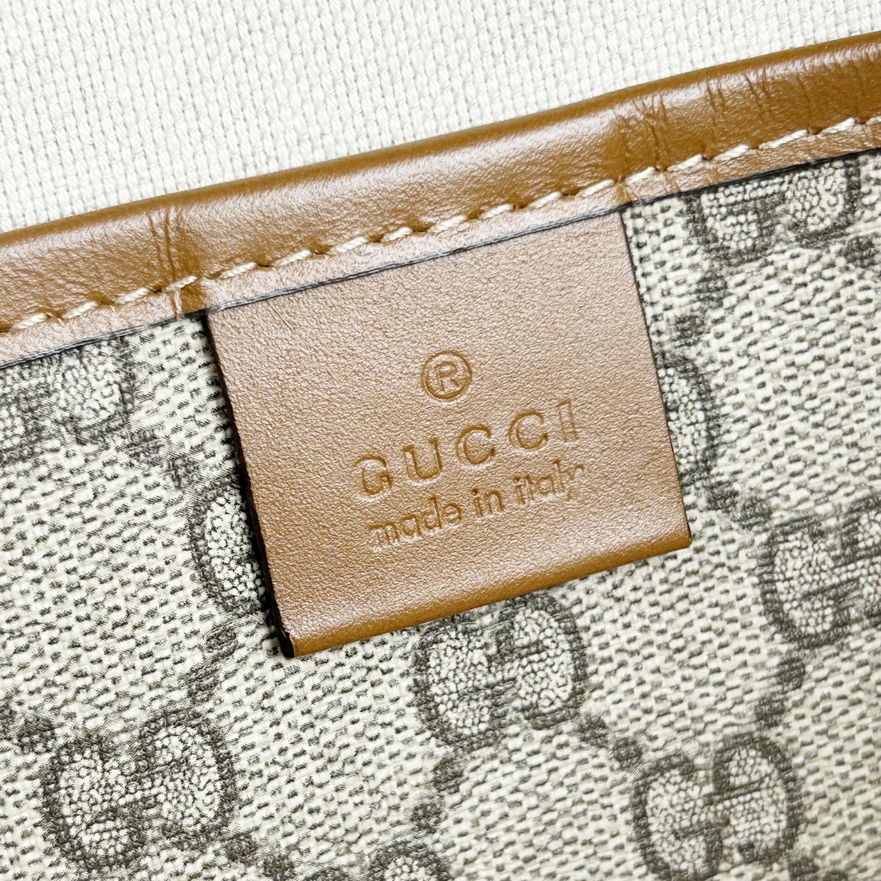 GUCCI GG SUPREME TOTE BAG view 8